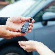自社ローンで車を購入してから納車までの期間は？手続きの流れや利用時の注意点も紹介