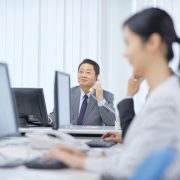 自社ローンで在籍確認は行われる？審査項目や通過率アップのポイントも紹介